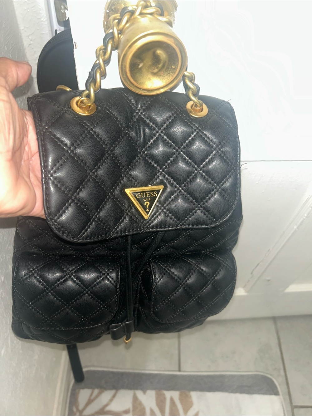 “REASONABLE OFFERS ONLY” Guess Black Quilted Backpack-Gold-Tone Accents 🥰 - Picture 3 of 11
